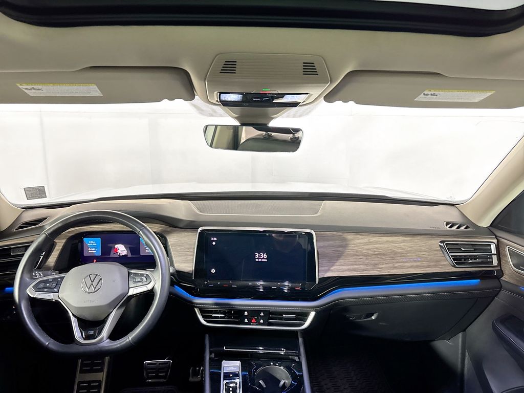 2024 Volkswagen Atlas 2.0T SEL Premium R-Line