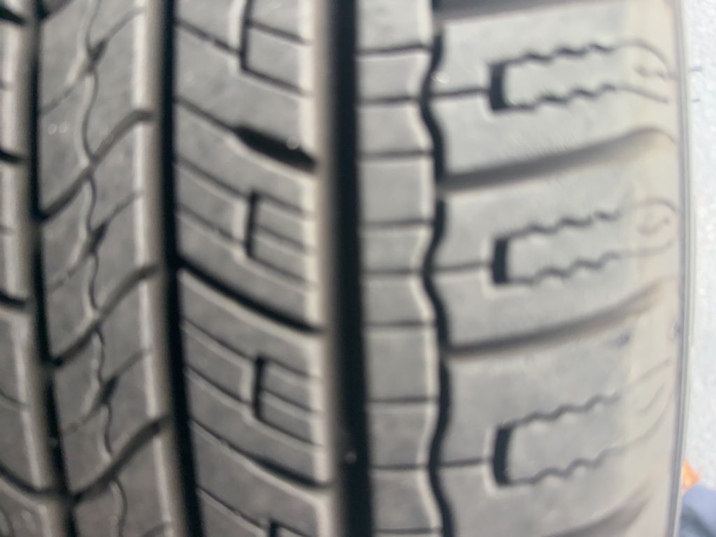 Thumbnail: 2020 Toyota RAV4 - 8