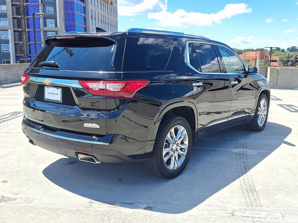 Thumbnail: 2018 Chevrolet Traverse - 8