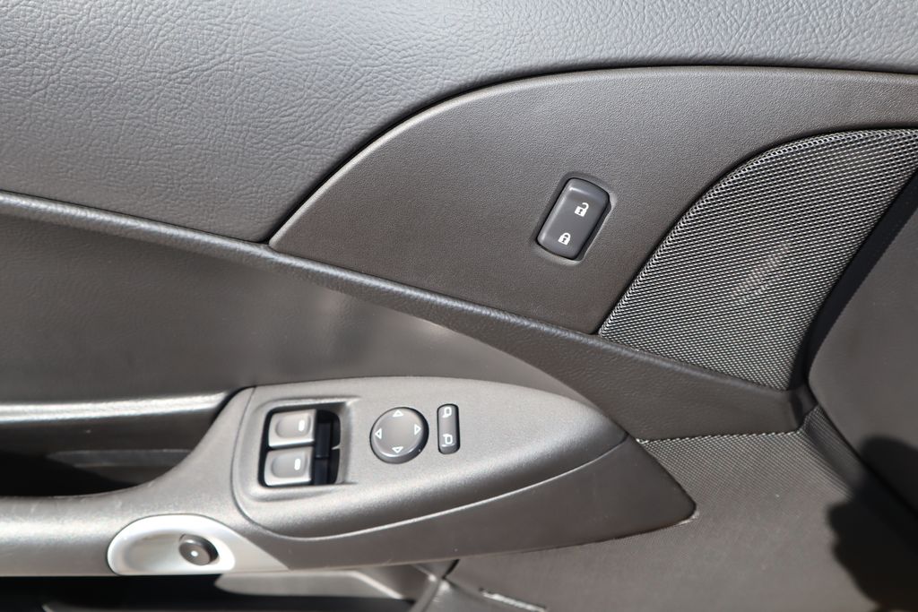 2013 Chevrolet Corvette Grand Sport w/2LT 19