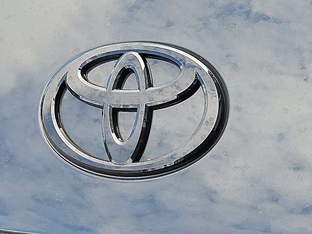 Thumbnail: 2026 Toyota Camry - 20