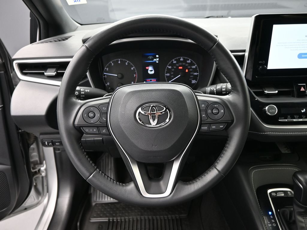 2024 Toyota Corolla Hatchback SE