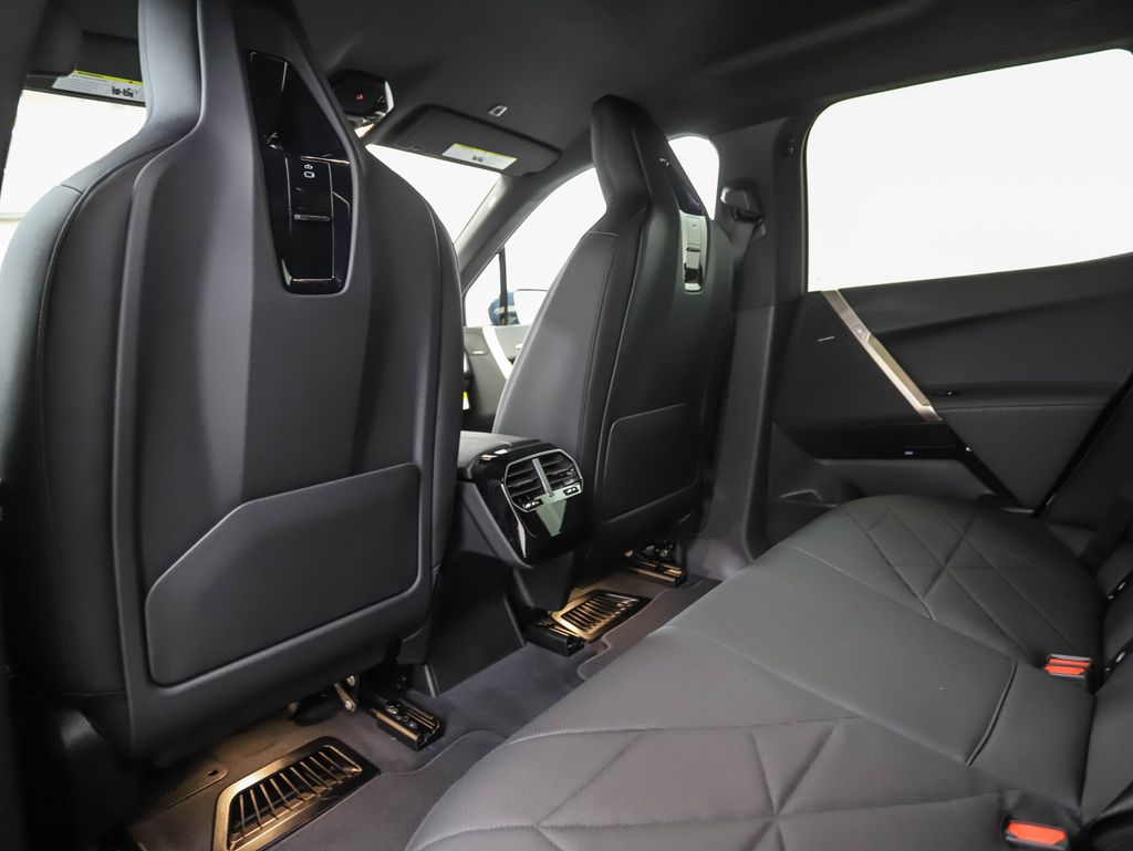 Thumbnail: 2026 BMW iX - 19