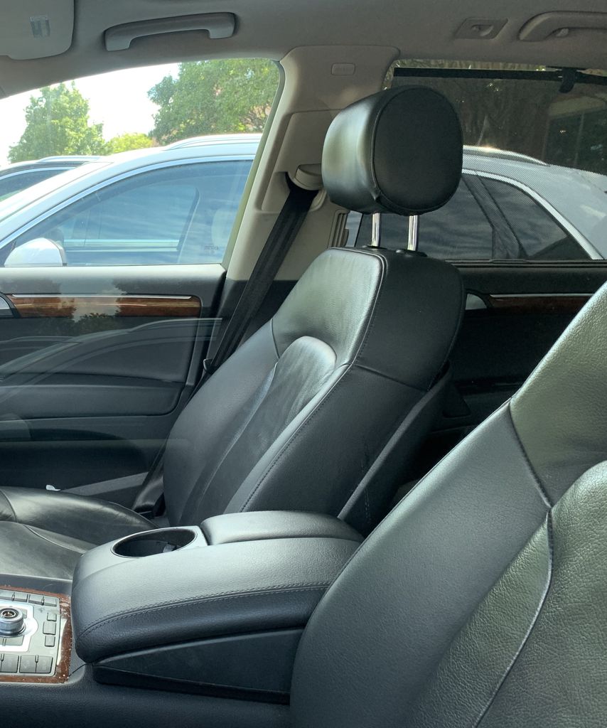 Thumbnail: 2011 Audi Q7 - 5