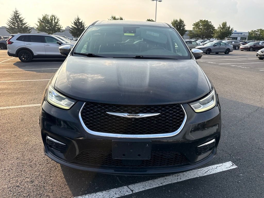 View vehicle photo 2