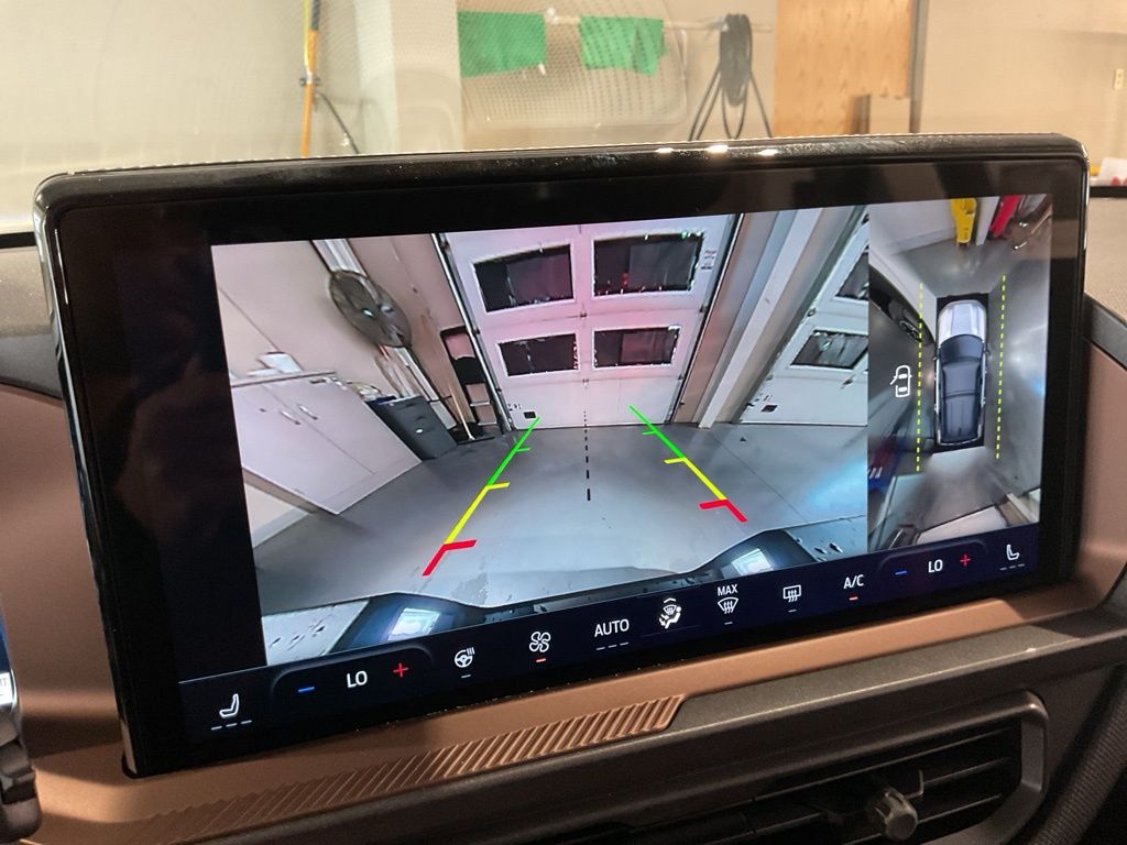 New 2025 White Ford Outer Banks image 17