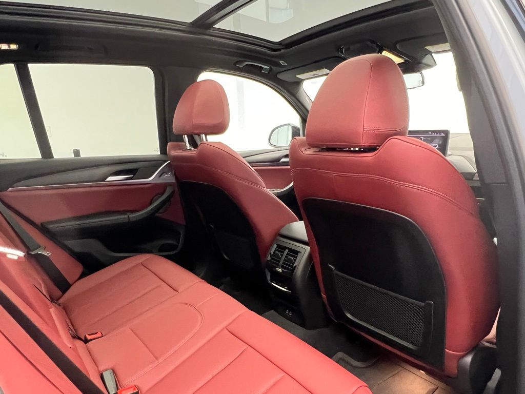 Thumbnail: 2024 BMW X3 - 8