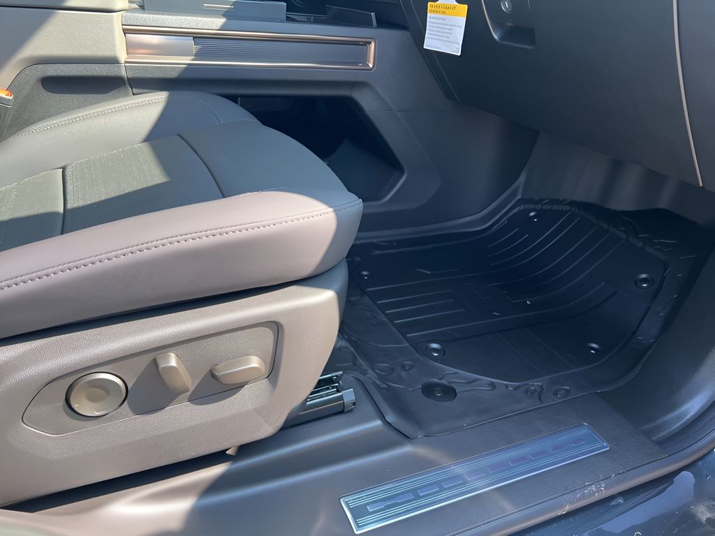 New Car 2025 Gmc Hummer Ev Pickup  2x For Sale Under $100,000 In Austin, Texas