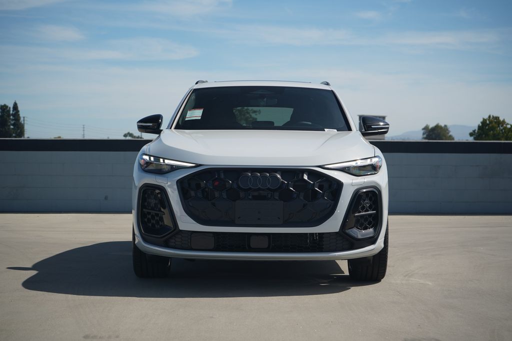 Thumbnail: 2026 Audi SQ5 - 2