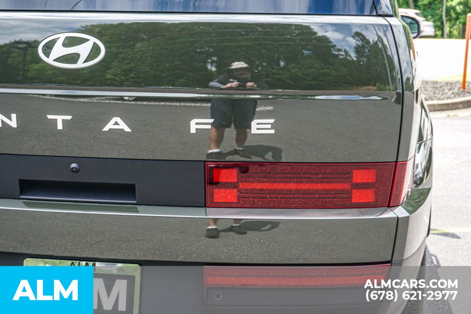 Used 2024 Green Hyundai SEL image 13