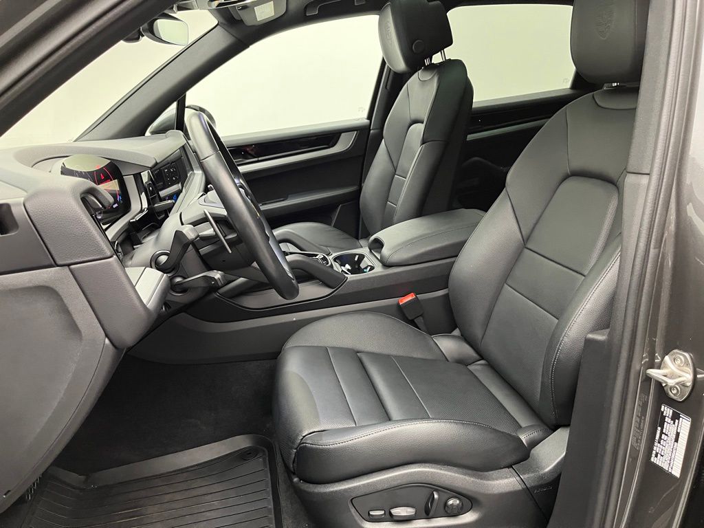 Thumbnail: 2024 Porsche Cayenne - 5
