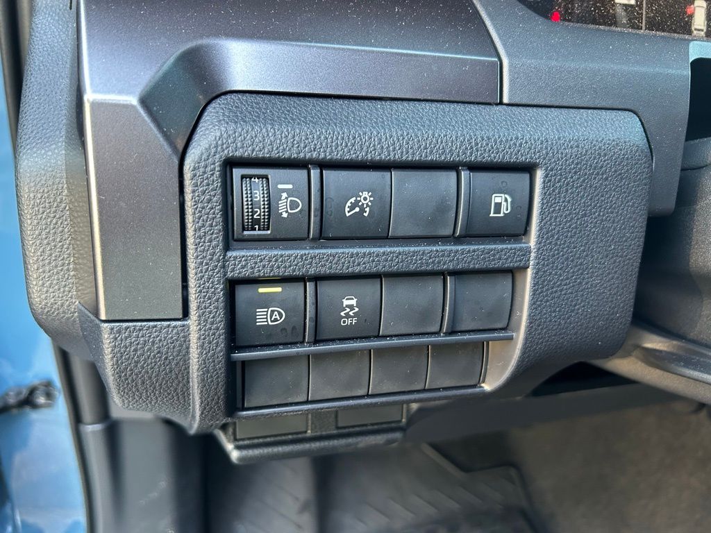 Thumbnail: 2025 Toyota 4Runner - 17