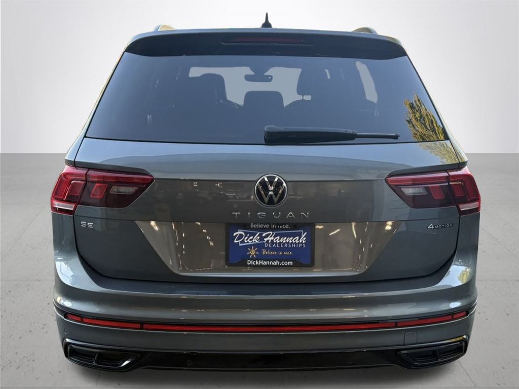 2022 Volkswagen Tiguan 2.0T SE R-Line Black