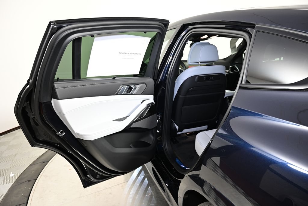 Thumbnail: 2026 BMW X6 - 23