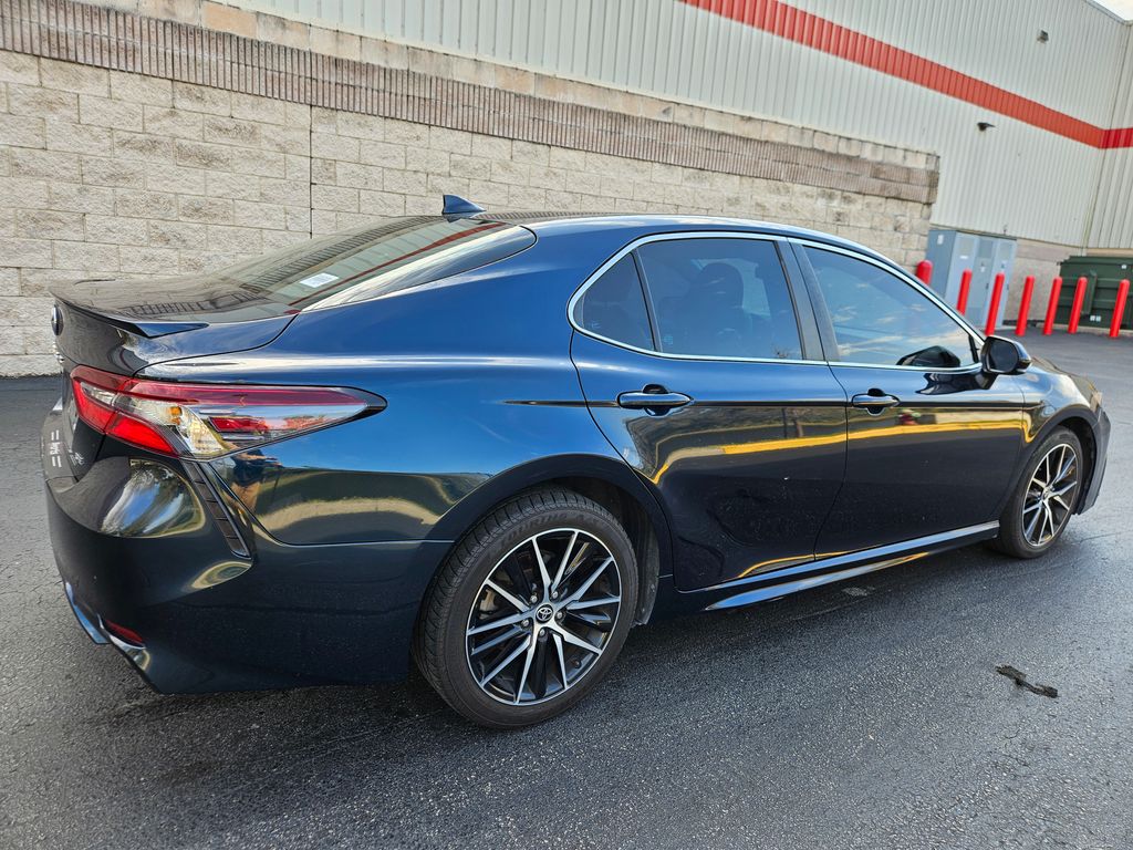 2021 Toyota Camry SE 5