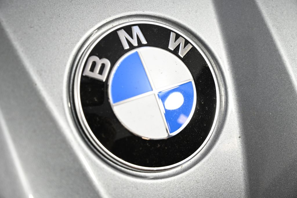 Thumbnail: 2025 BMW X3 - 13