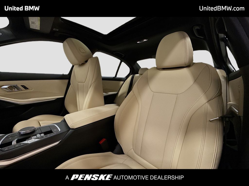 Thumbnail: 2026 BMW 3 Series - 5