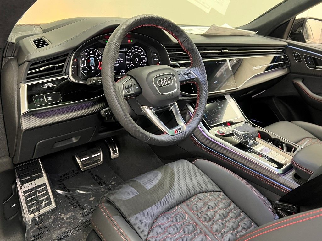 Thumbnail: 2026 Audi RS Q8 - 29