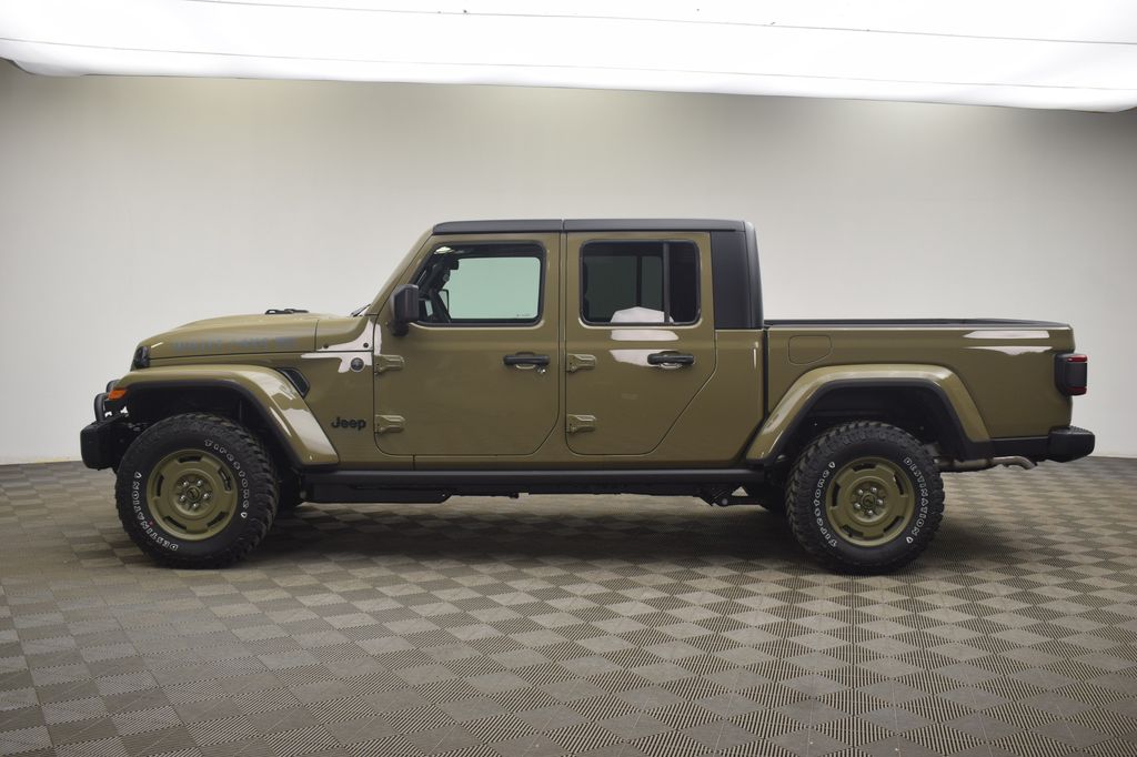 new 2026 Jeep Gladiator car, priced at $53,611