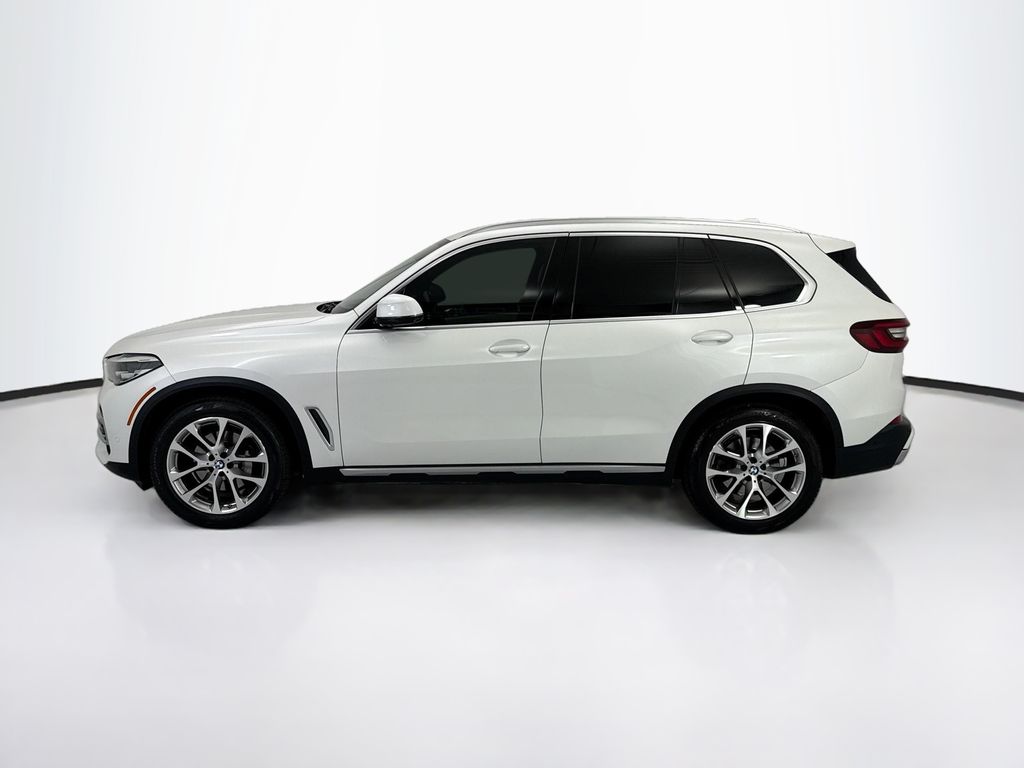 Thumbnail: 2021 BMW X5 - 8