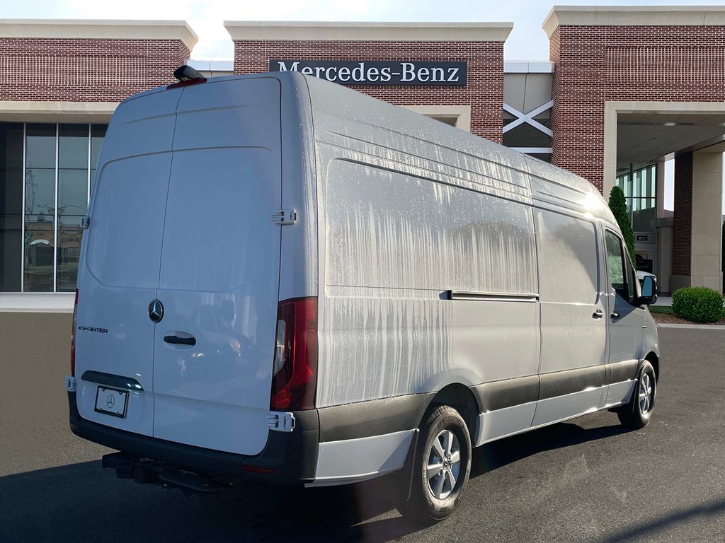 2024 Mercedes-Benz Sprinter 2500 5