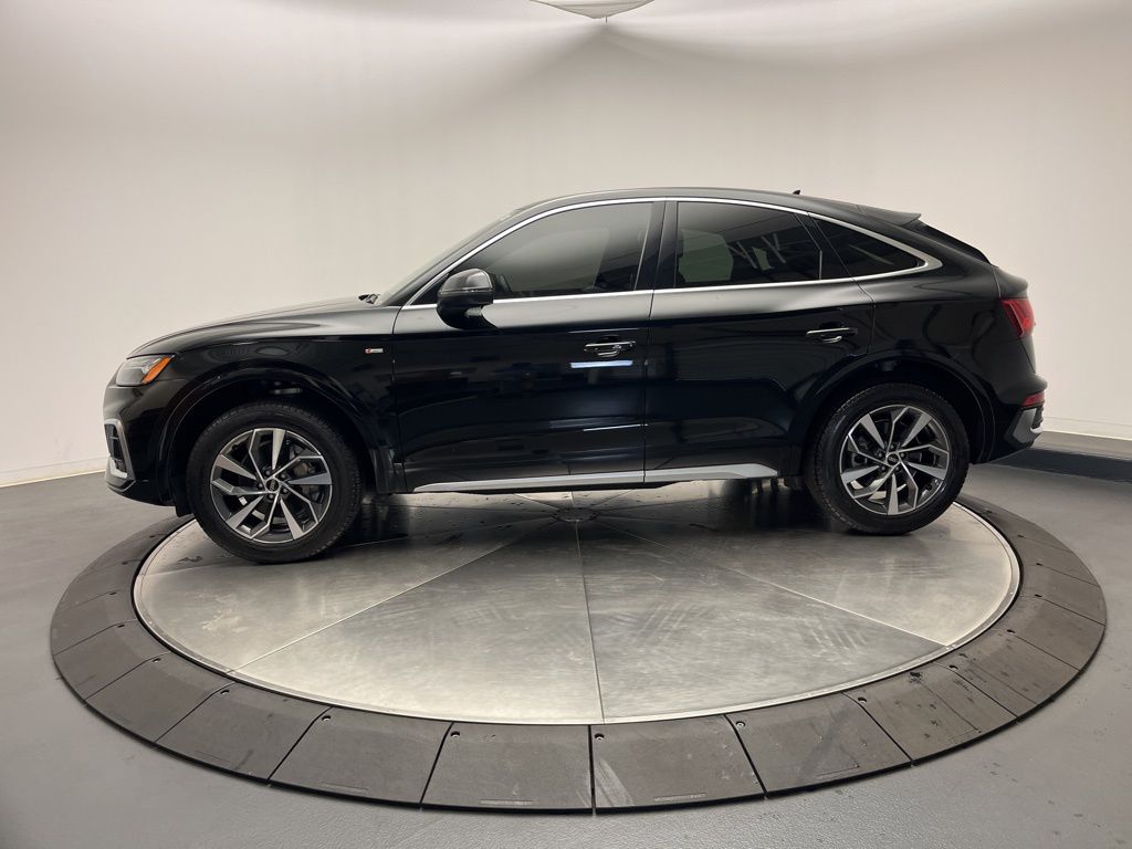 Thumbnail: 2022 Audi Q5 - 4