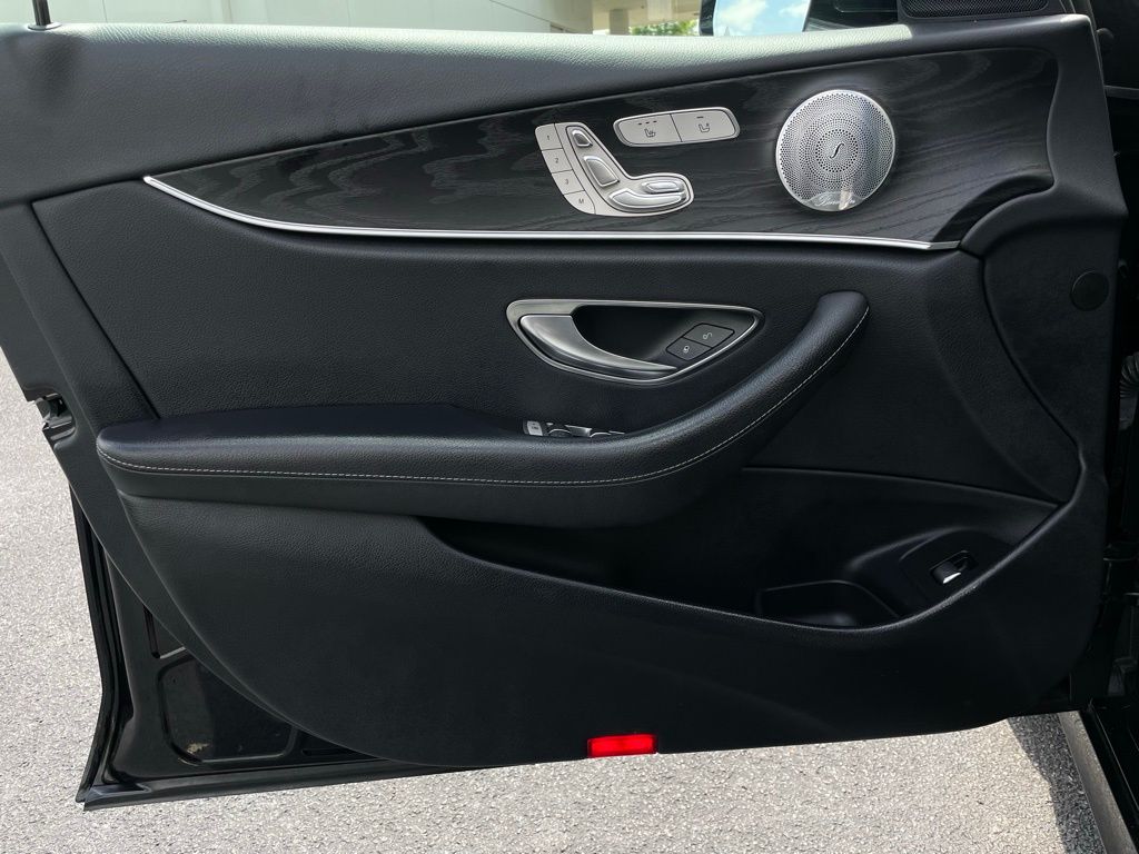 2019 Mercedes-Benz E-Class E 300 22