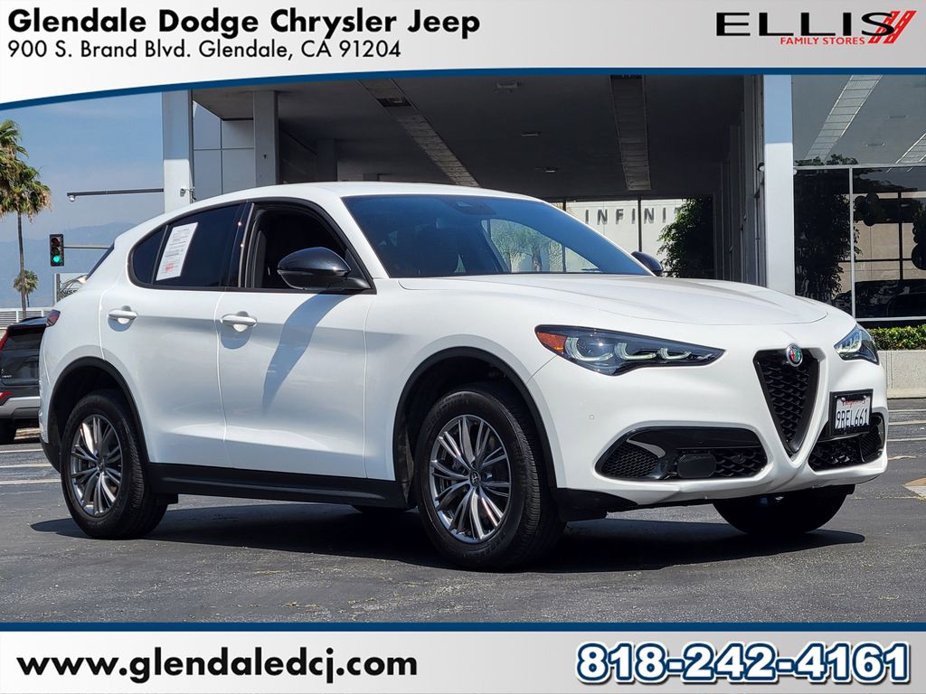 2024 Alfa Romeo Stelvio Sprint RWD