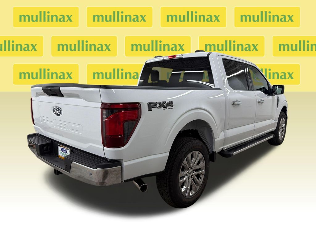 New 2026 White Ford XLT image 3