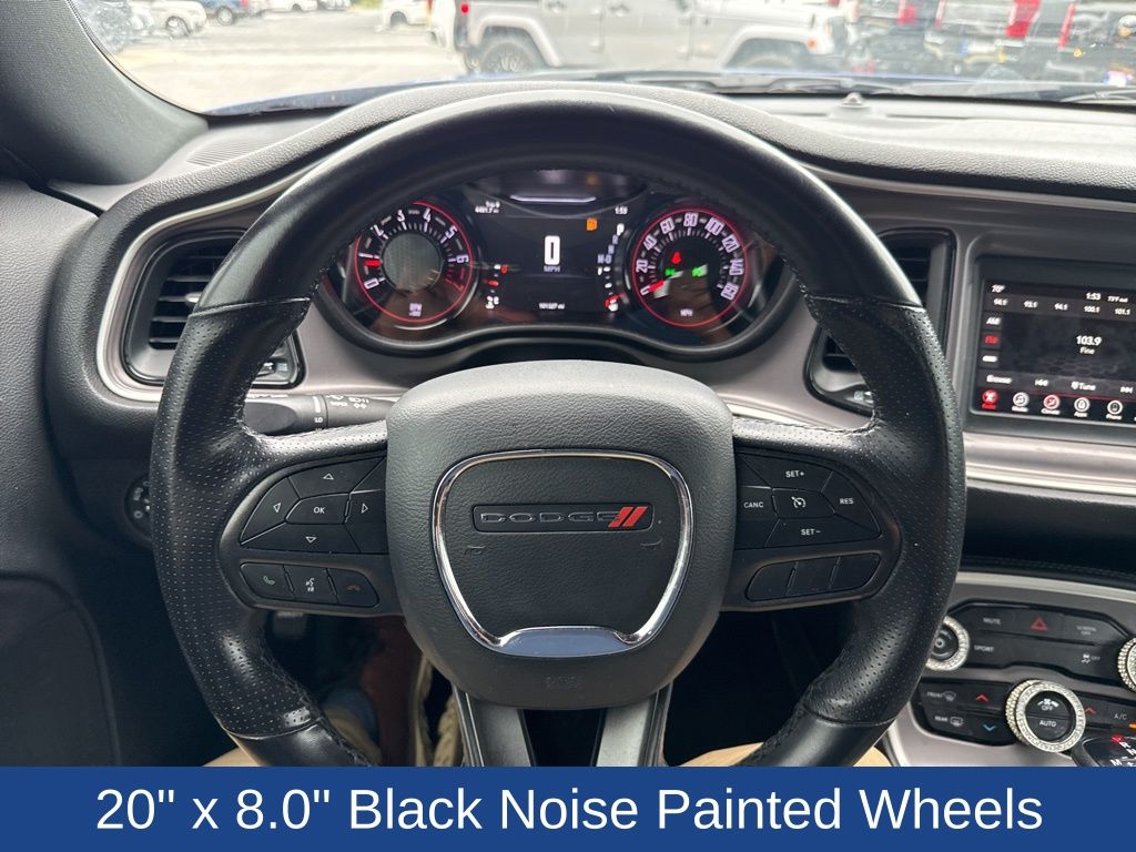 2022 Dodge Challenger SXT