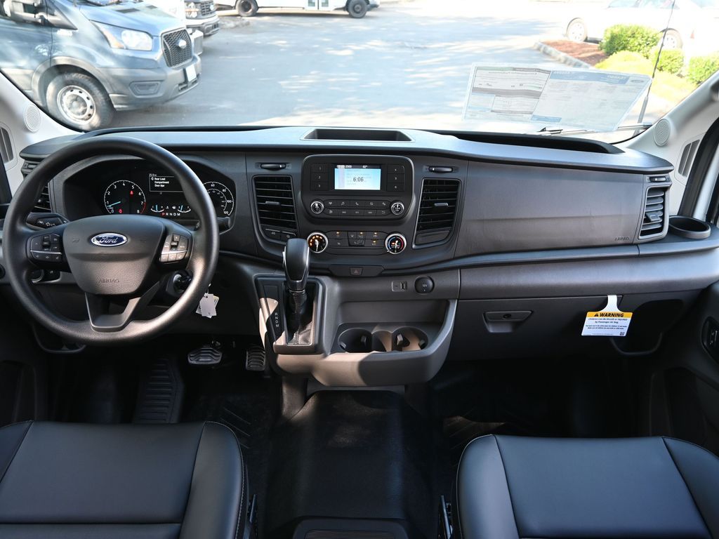 2025 Ford Transit 250