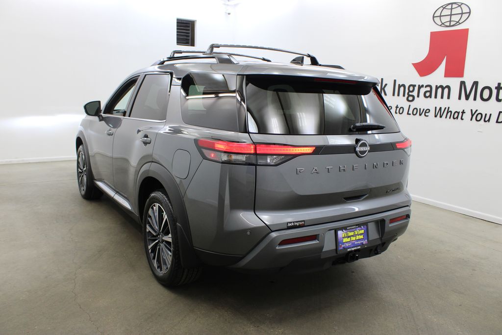 new 2026 Nissan Pathfinder car, priced at $48,890