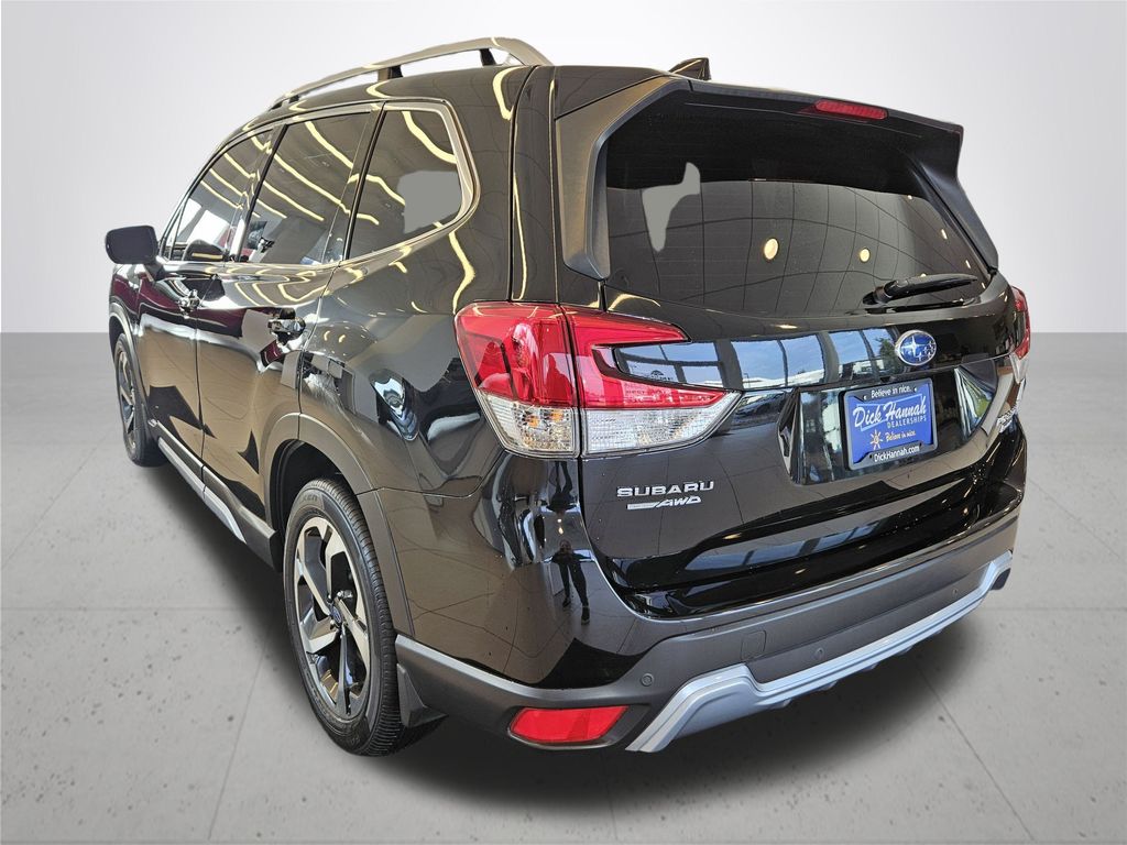 2023 Subaru Forester Touring