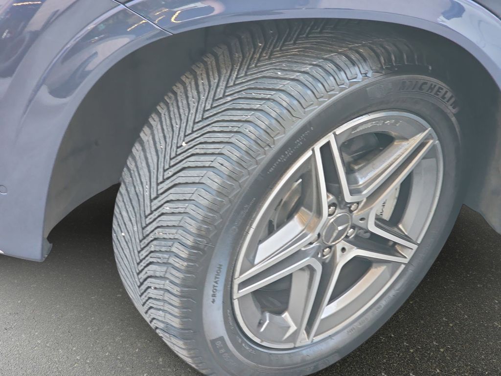 Used 2024 Blue Mercedes-Benz GLE 53 AMG® image 35