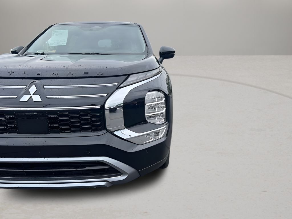 New 2026 Mitsubishi Outlander PHEV SUV