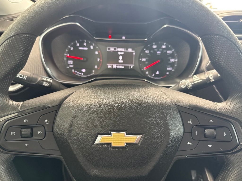 Used 2023 Red Chevrolet LT image 18