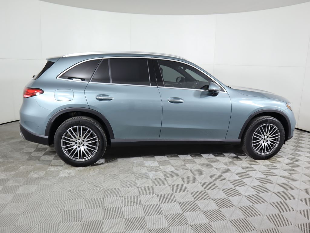 Thumbnail: 2026 Mercedes-Benz GLC - 4