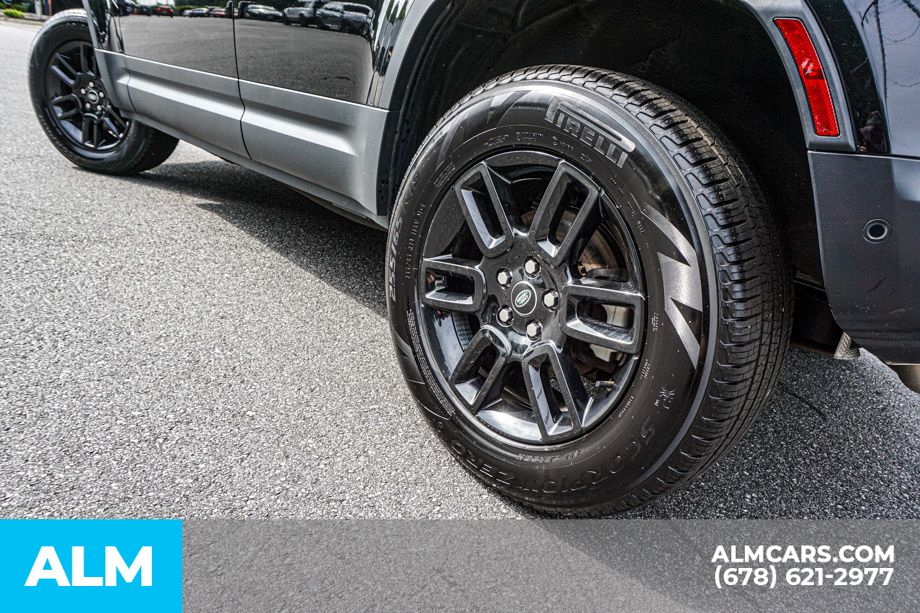 Used 2024 Black Land Rover S image 15