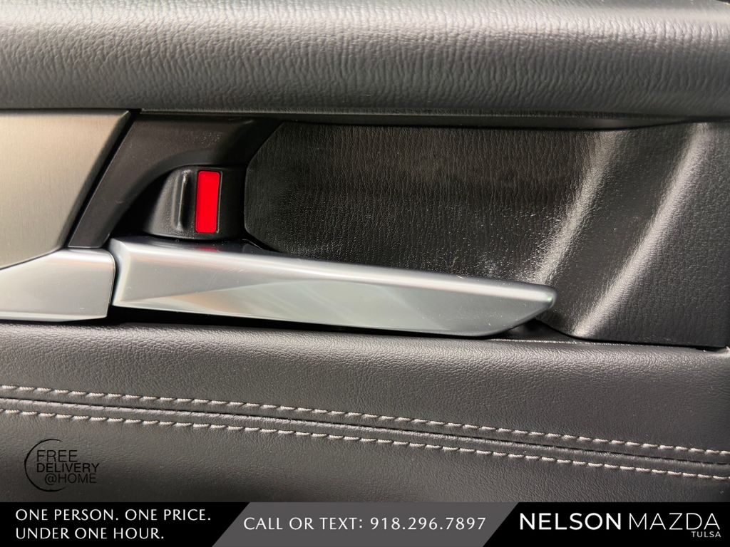 Used 2018 Silver Mazda Touring image 35