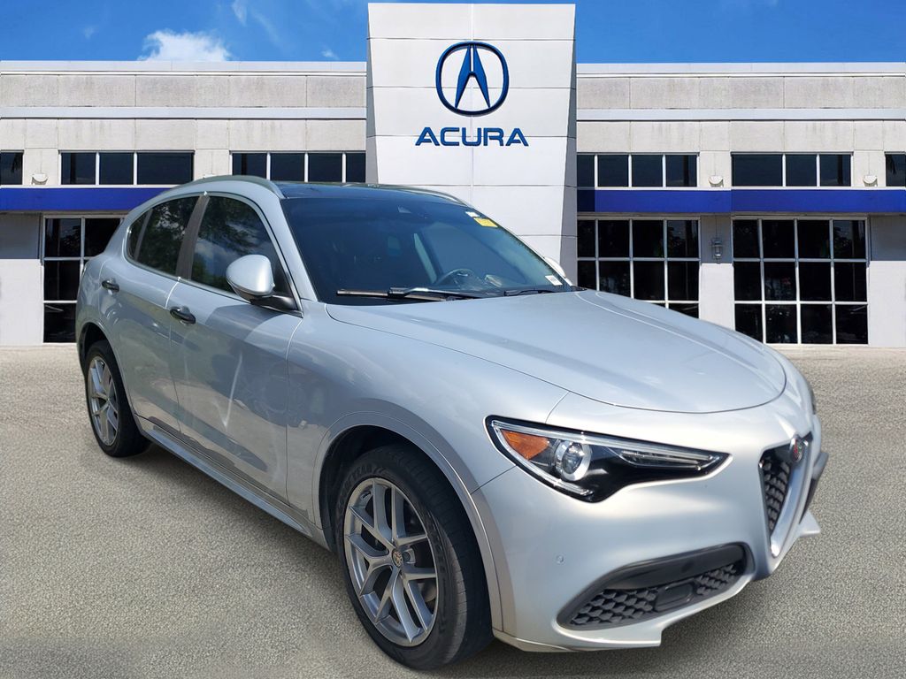 2021 Alfa Romeo Stelvio - $17,888