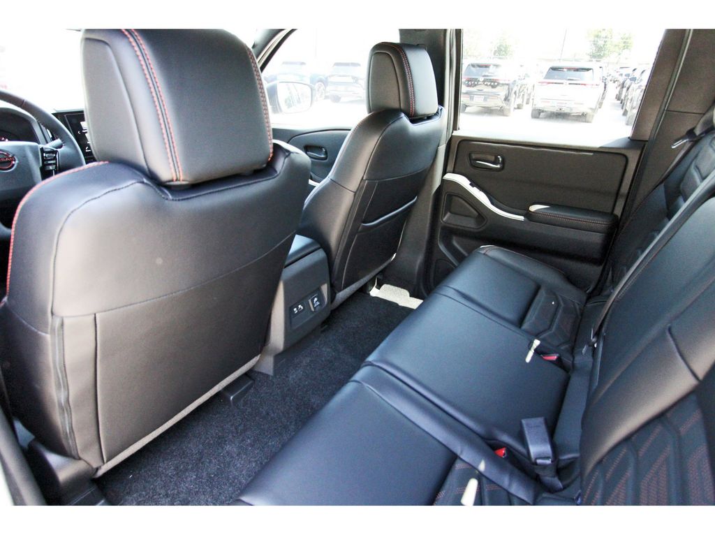 2026 Nissan Frontier PRO-X - 10