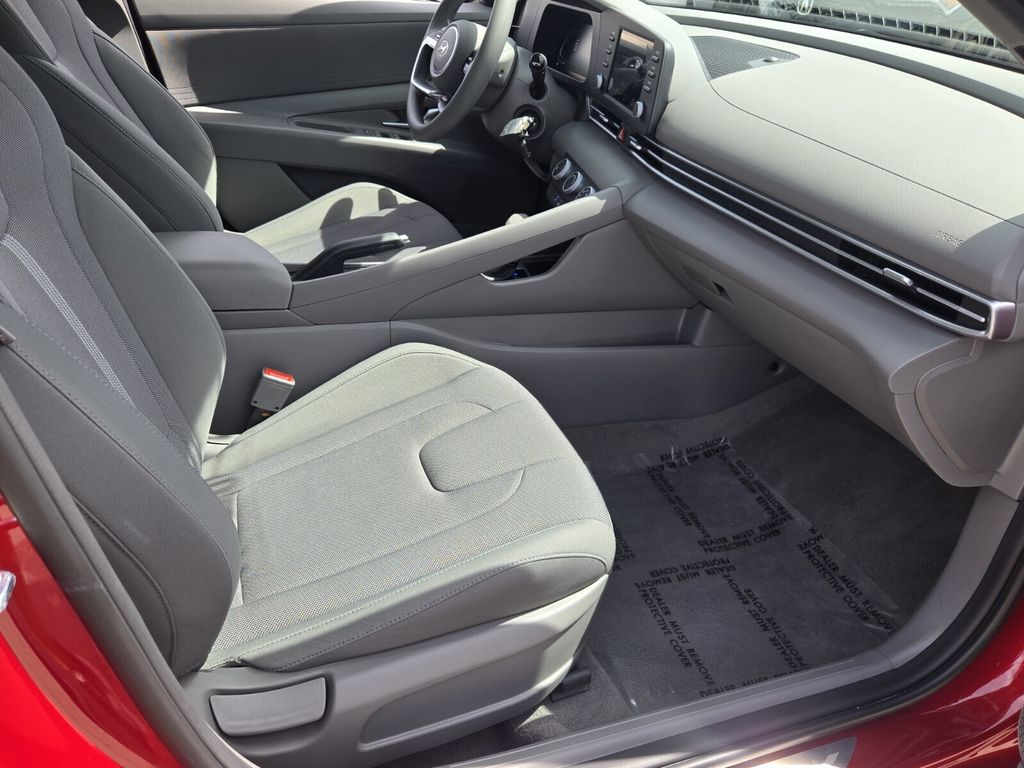 2026 Hyundai Elantra - $22,599
