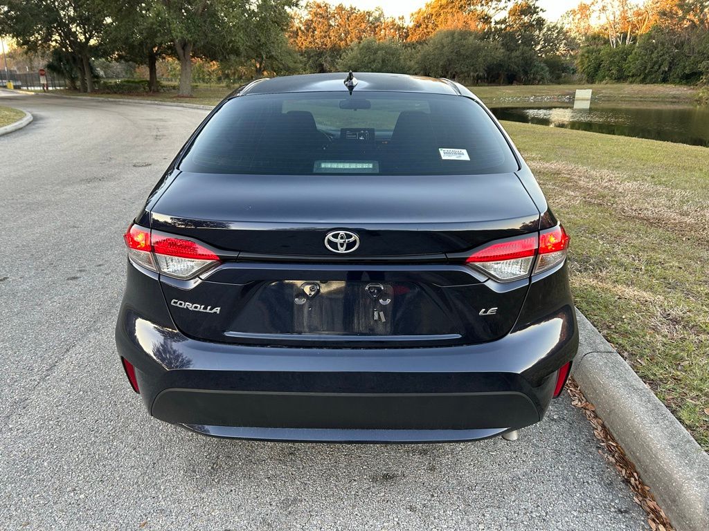 Thumbnail: 2022 Toyota Corolla - 4