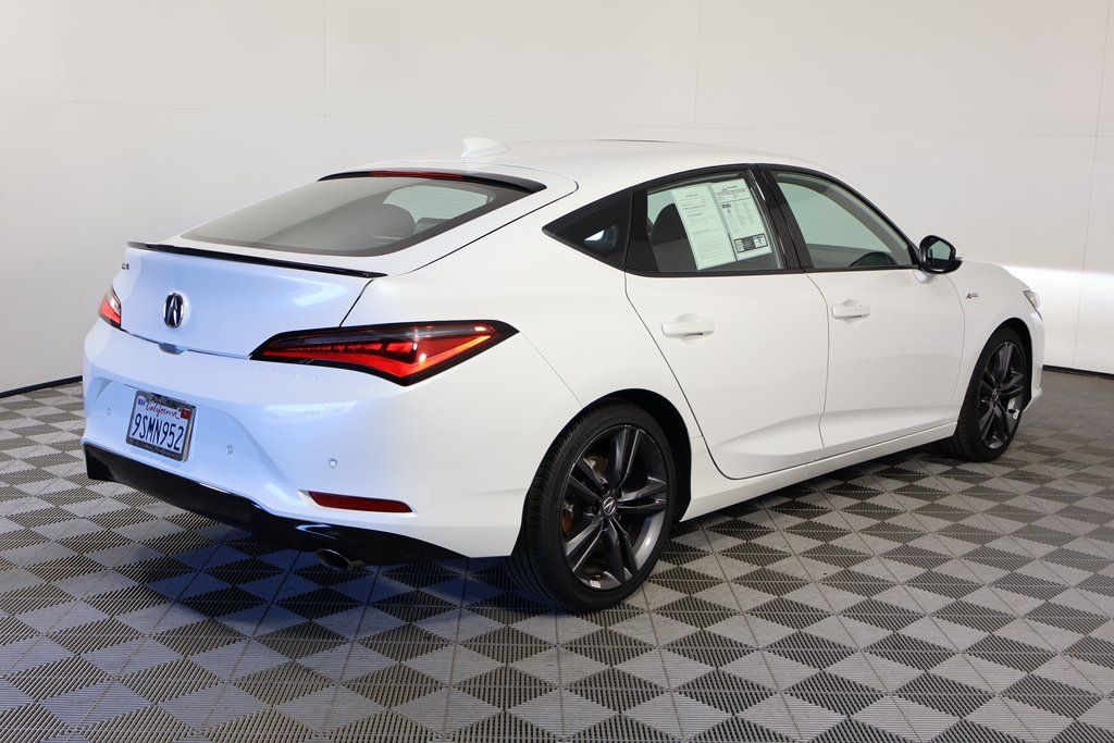 Thumbnail: 2025 Acura Integra - 4