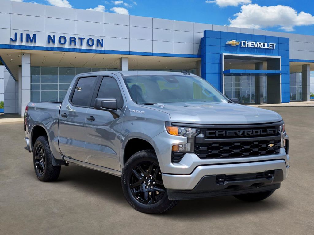 Sterling Gray Metallic 2025 Chevrolet Silverado 1500 Pickup Truck Four-Wheel Drive 8-Speed Automatic