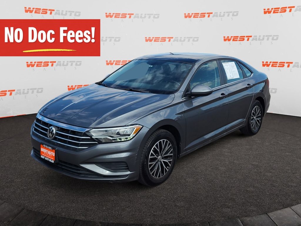 Platinum Gray Metallic 2019 Volkswagen Jetta Sedan Front-Wheel Drive 8-Speed Automatic