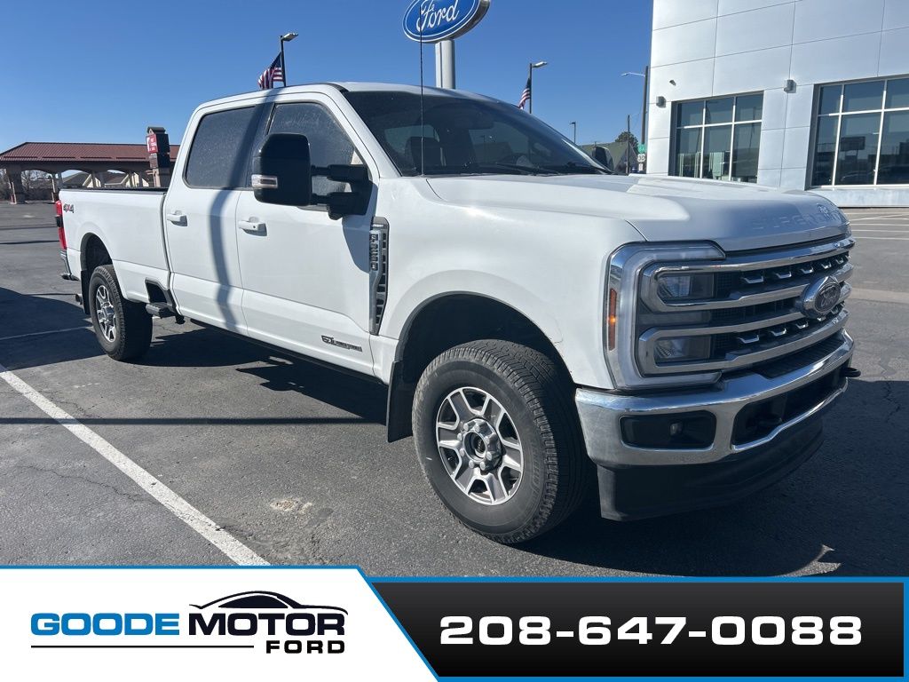 2024 Ford F-250 Super Duty Lariat Crew Cab 4WD