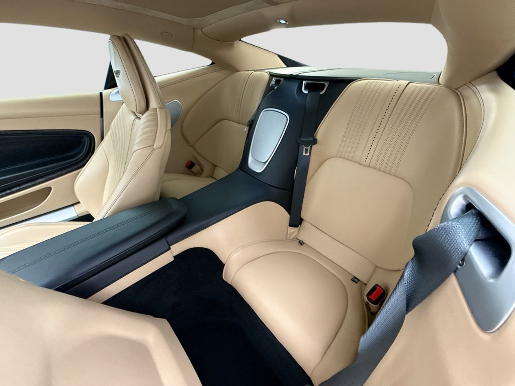 Thumbnail: 2021 Aston Martin DB11 - 19