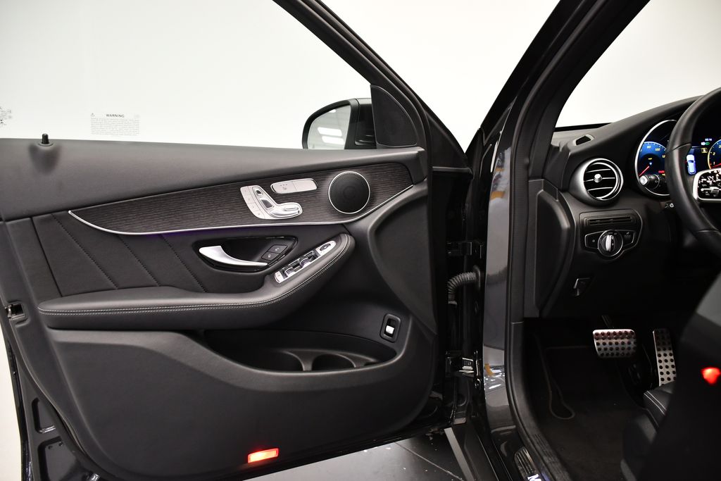 Thumbnail: 2022 Mercedes-Benz GLC - 32