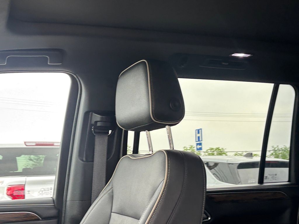 Used Car 2023 Chevrolet Suburban  Premier For Sale Under $50,000 In Austin, Texas